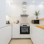Balaia At Apartman *