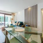 Balaia At Apartman *